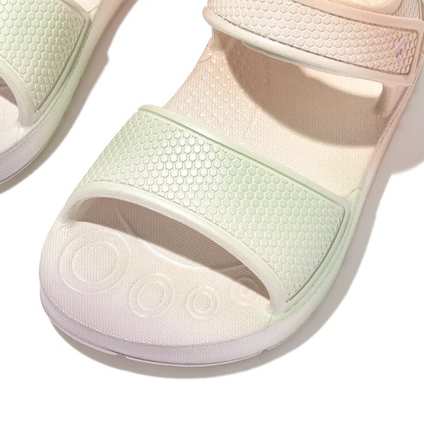 IQUSHION Kids Toddler Iridescent Back-Strap Sandals 